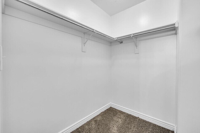 Building Photo - 3 Bedroom 2 Bathroom Home in Saratoga Springs!!