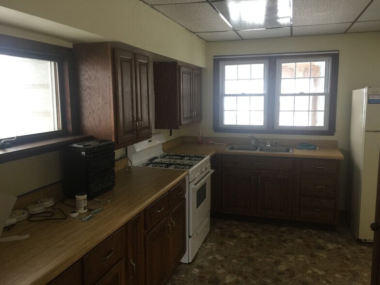 Building Photo - 230 state highway 11b