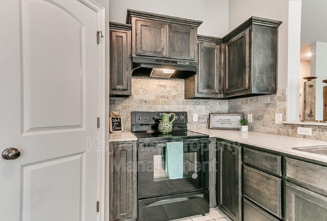 Building Photo - 15316 Hill Branch Rd