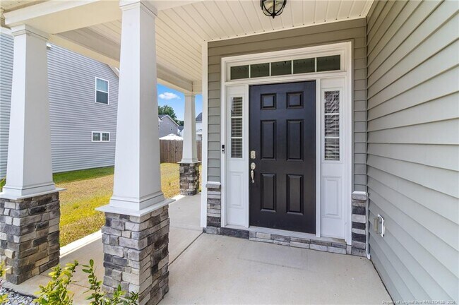 Building Photo - 1319 Water Leaf Dr