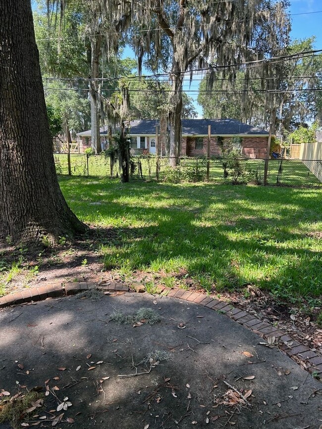 Building Photo - Southside Savannah -Windsor Forest West