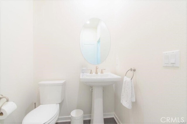 Building Photo - 140 Paramount