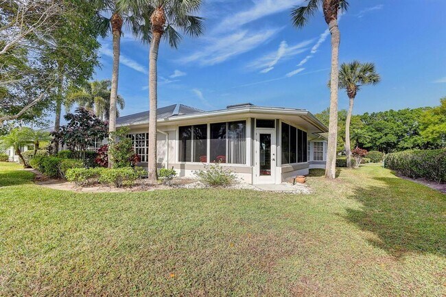 Building Photo - 7334 Pine Creek Way