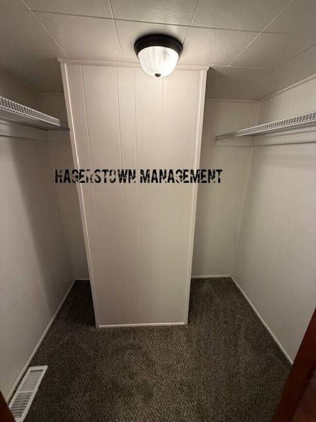 Building Photo - JUST REDUCED - MUST SEE - Single Level Living