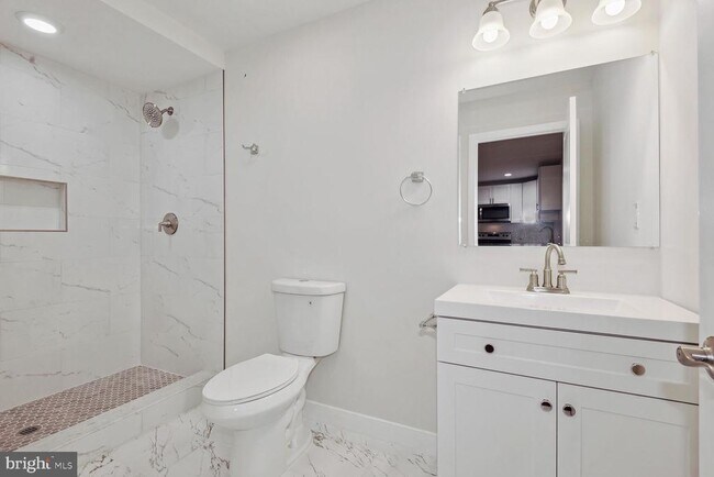 Building Photo - 25495 Woodbine Farm Dr