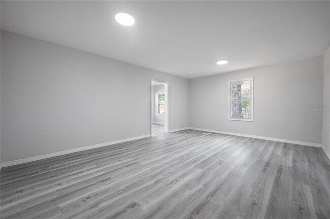 Building Photo - 38352 Corey St