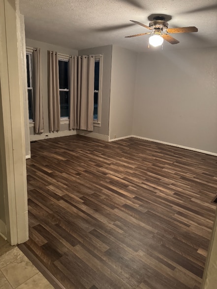 Building Photo - 171 2nd St