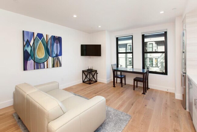 Primary Photo - 761 Minna St