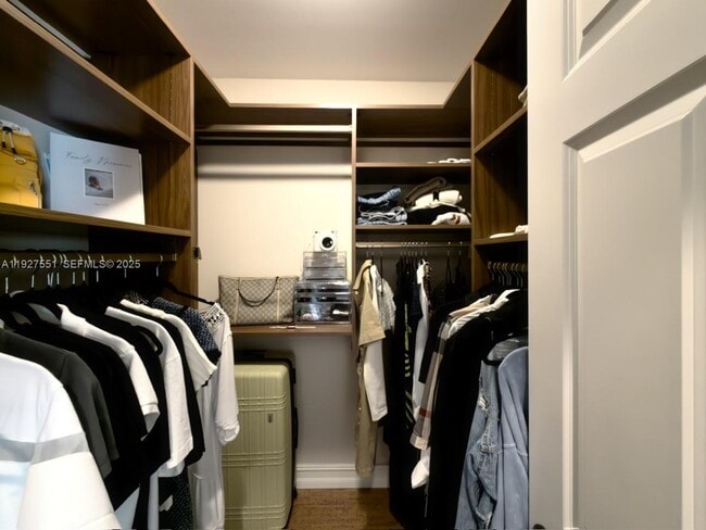 Building Photo - 1317 SW 23rd St