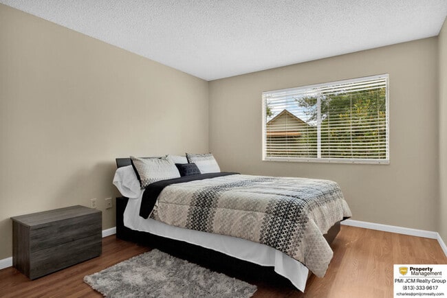 Building Photo - Cozy Kissimmee Townhouse