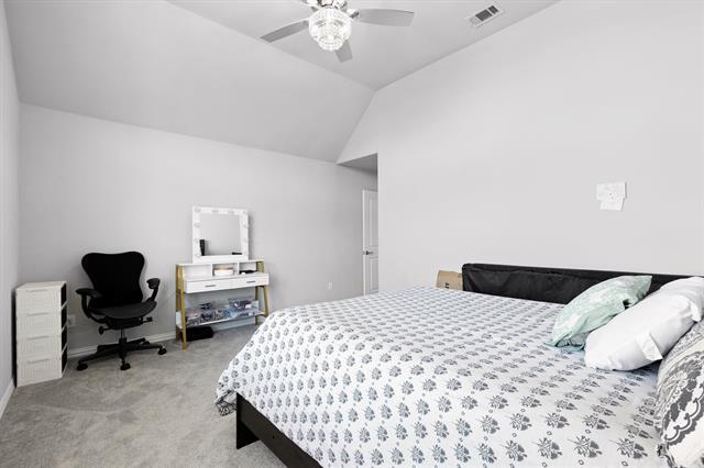 Building Photo - 1412 Summer Ln