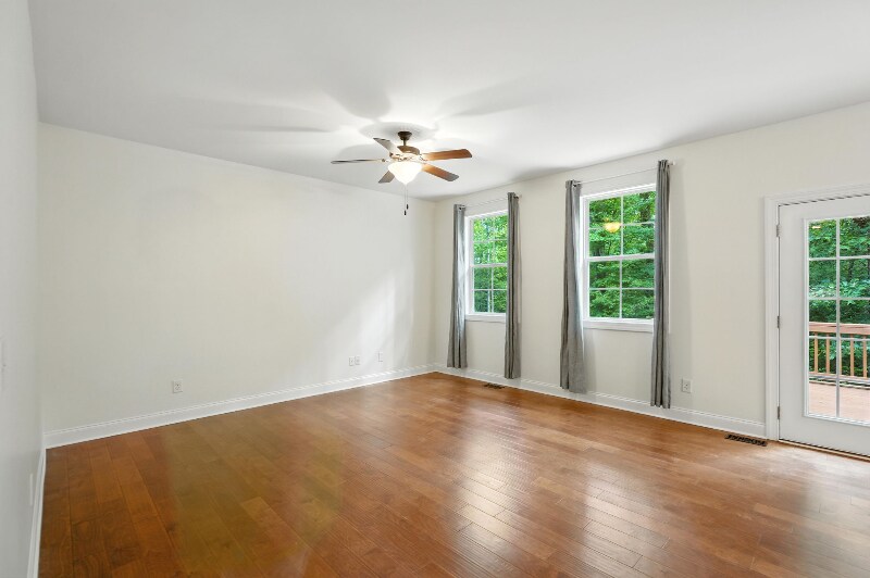 Building Photo - 1541 Louisiana Ln