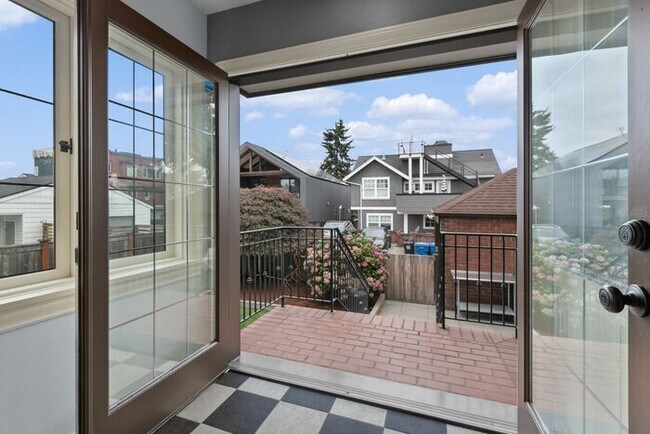 Building Photo - Stunning Air Conditioned 1931 Tudor in Coveted Admiral w/ Views