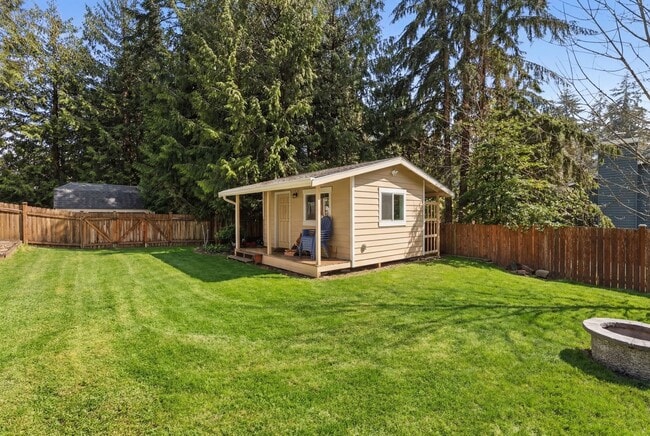 Building Photo - Luxury Acreage Estate in Hollywood Hill | Woodinville Retreat with Modern Upgrades