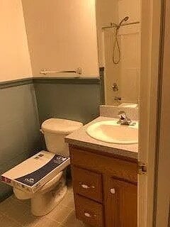Building Photo - This pet free single family home is strategically located in State College