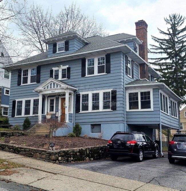 Primary Photo - 18 Waconah Rd