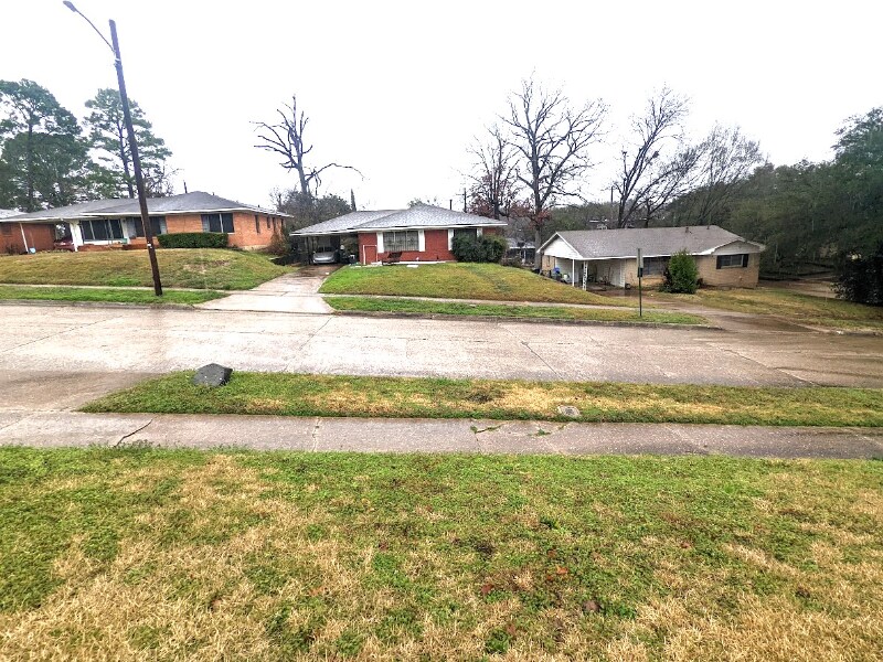 Building Photo - 3755 Elmer Ln