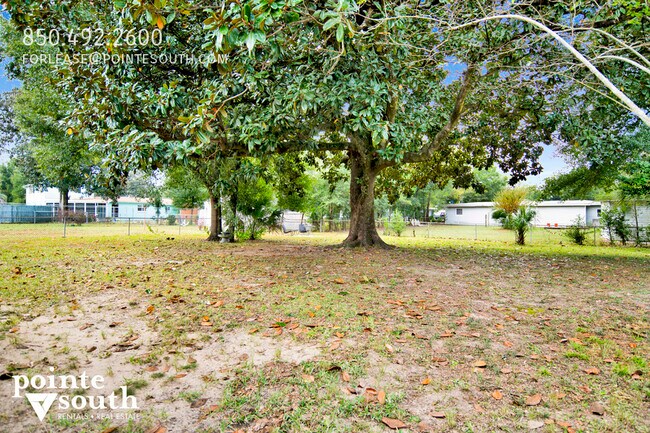 Building Photo - 51 Adkinson Dr