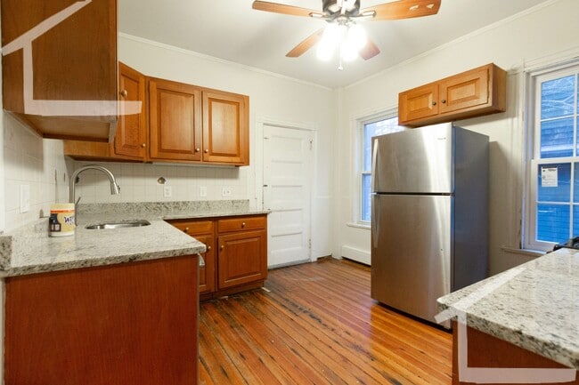 Building Photo - Coolidge Corner Area of Brookline, Free Wa...