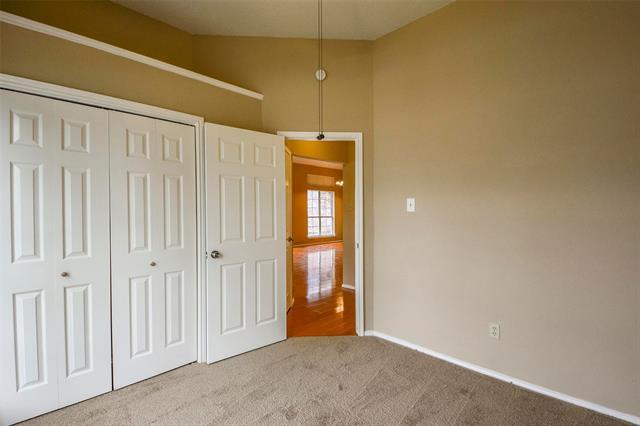 Building Photo - 2406 Weatherby Dr