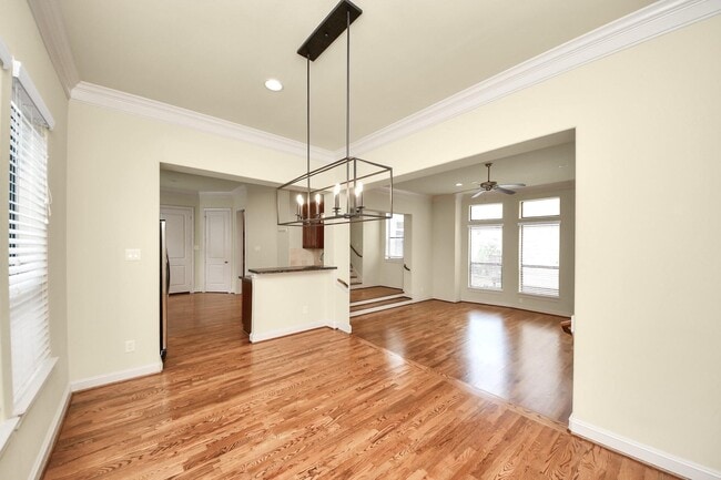 Building Photo - 5617 Kiam St