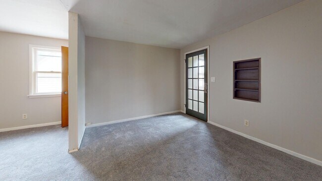 Building Photo - 3753 W 117th St