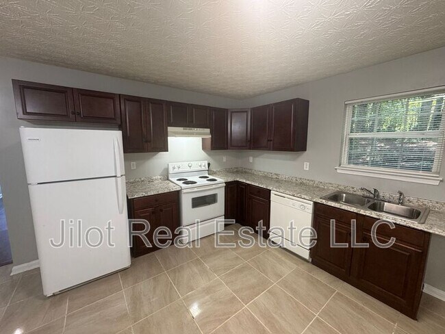 Building Photo - 8478 Moultrie Dr