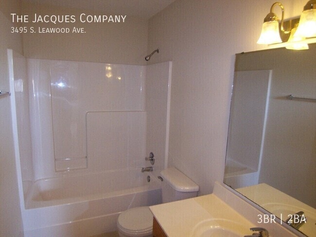 Building Photo - 3495 Leawood Ave