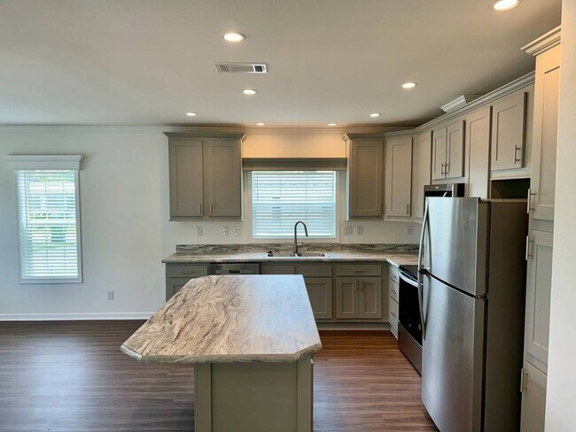 Building Photo - 1268 Patriot Pl