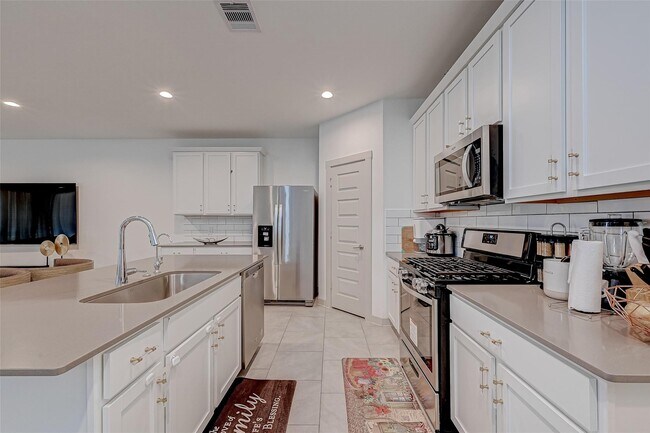 Building Photo - 29526 Wilkerson Ln