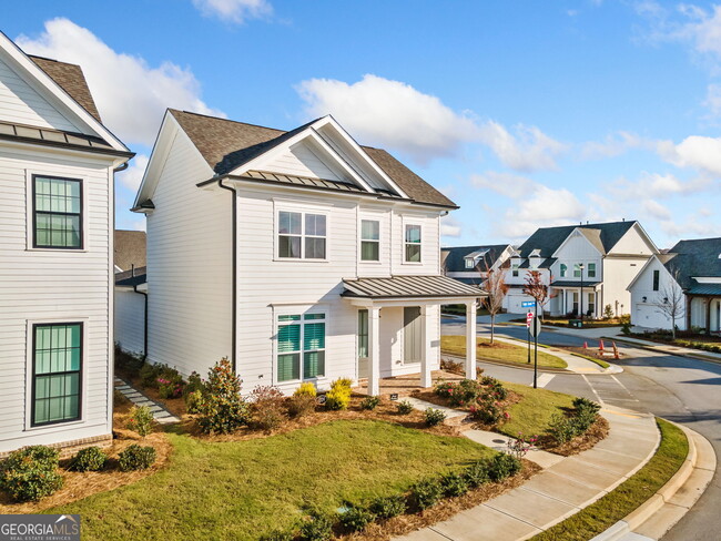 Building Photo - 1026 Cagle Creek Overlook