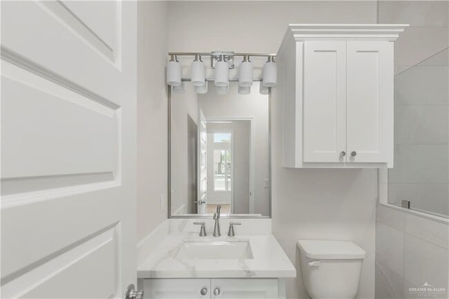 Building Photo - 18 Torreon St