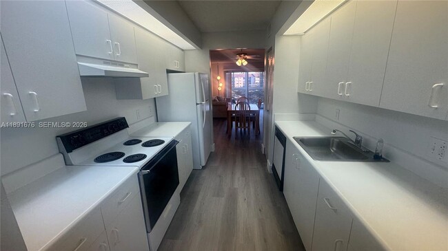 Building Photo - 13700 SW 11th St