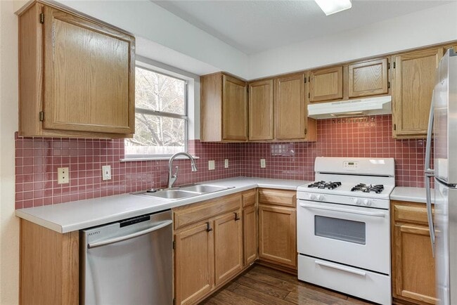 Building Photo - 13210 Marrero Dr