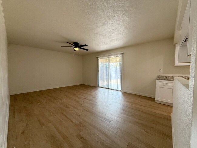 Building Photo - Charming 3-Bedroom , 1 Story ,  FULLY REMO...