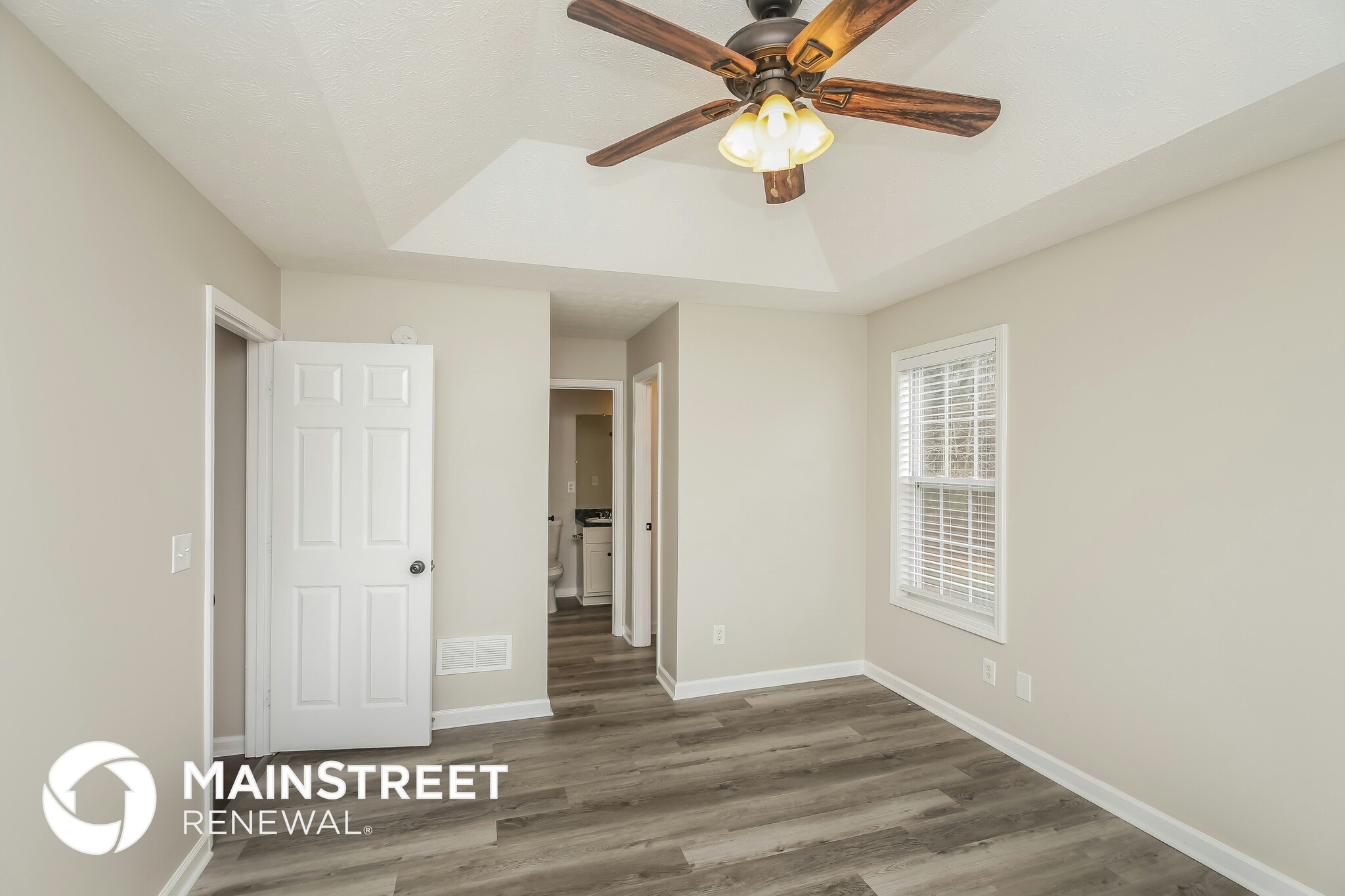 Building Photo - 34 Woodwind Dr