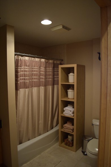 Building Photo - 210 S Water St