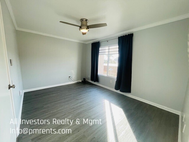 Building Photo - 4459 Anne Sladon St