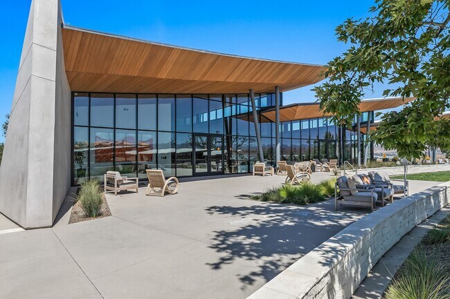 Building Photo - Exquisite Modern Townhome Nestled in the T...