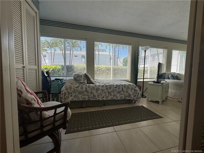 Building Photo - 1501 NE Ocean Blvd