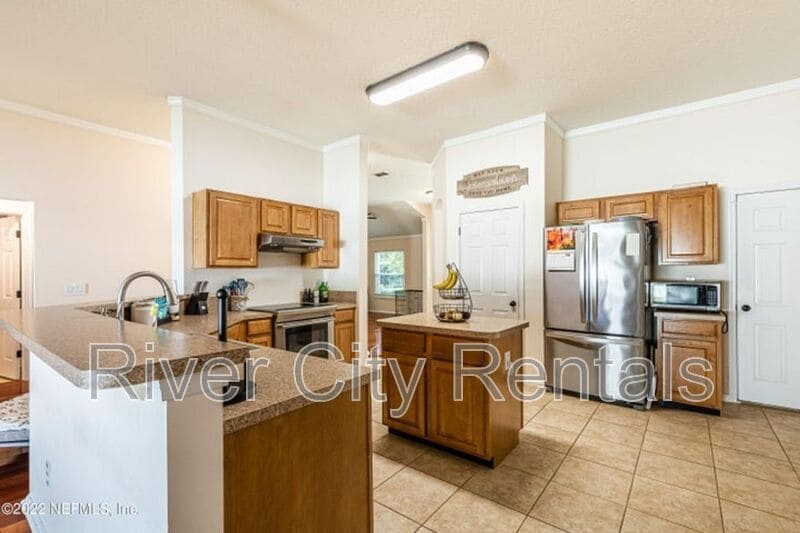 Building Photo - 2848 Pebblewood Ln