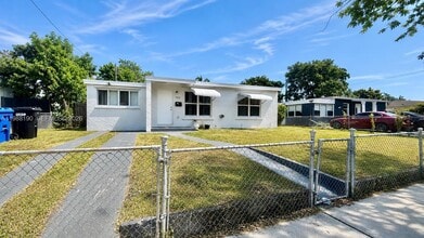 Building Photo - 1411 NE 155th Terrace