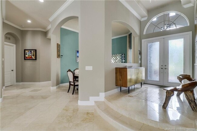 Building Photo - 5628 SW Gray Fox Dr