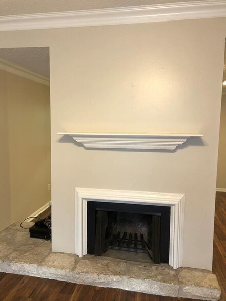 Building Photo - 2529 Rio Grande St