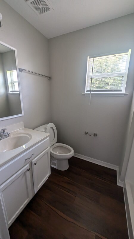 Building Photo - 2241 Burlington St