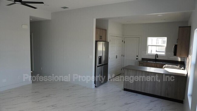 Building Photo - 2813 Bravo Rd