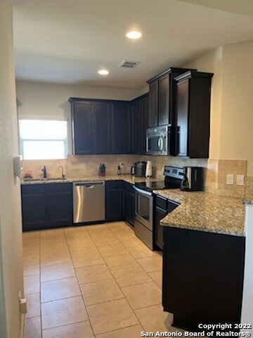 Building Photo - 12708 Shoreline Dr
