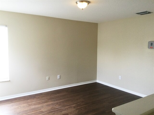 Building Photo - 22750 Marsh Wren Dr