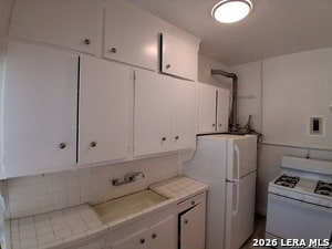 Building Photo - 127 W Magnolia Ave