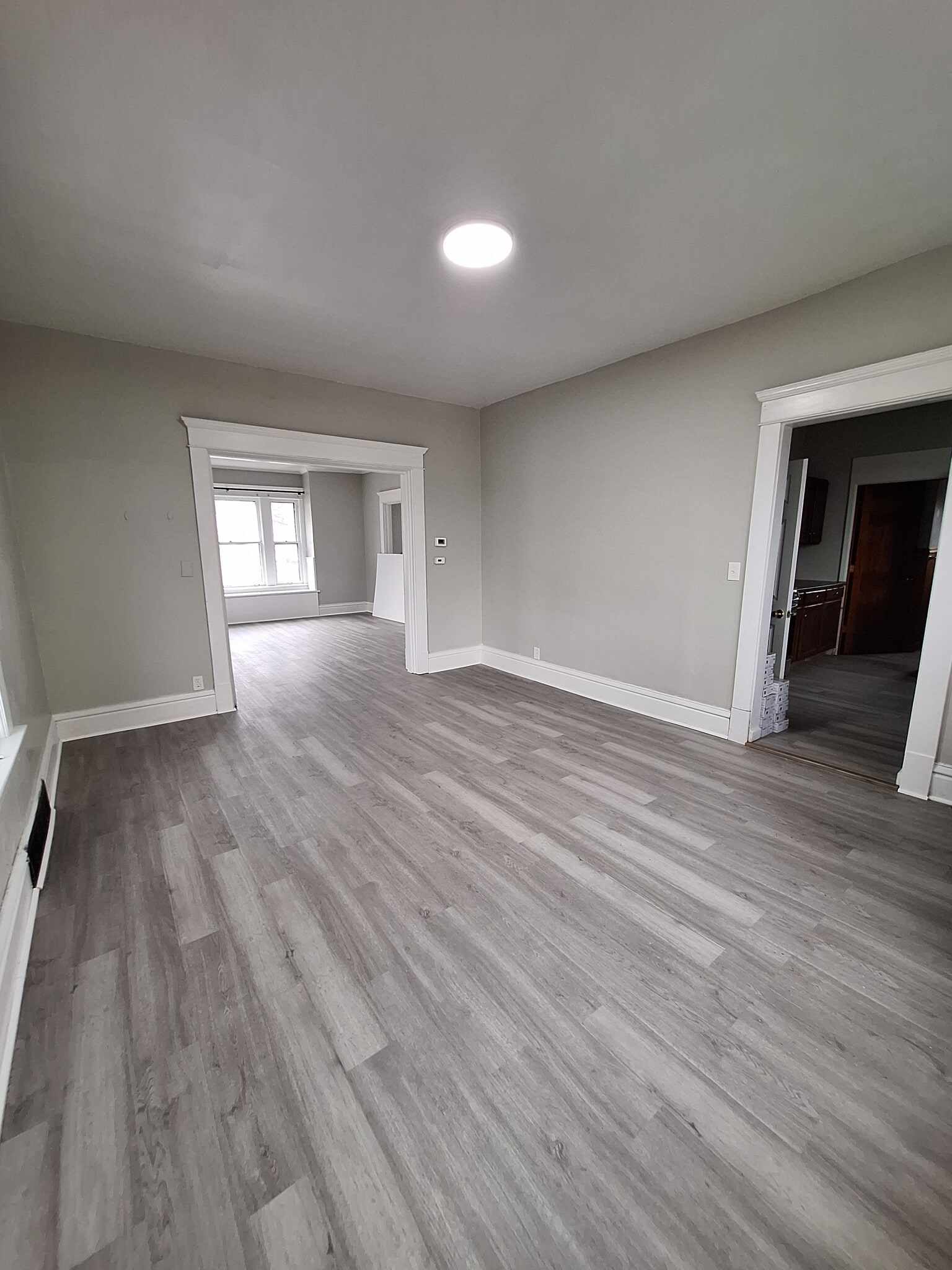 Building Photo - 308 2nd St